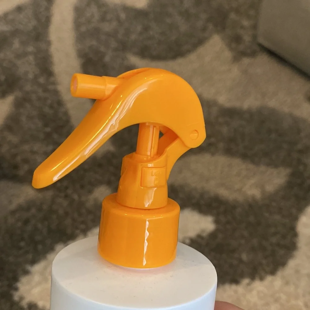 NEW. Kids Solutions by Great Clips. Afraid knot Detangler. 8 fl oz.